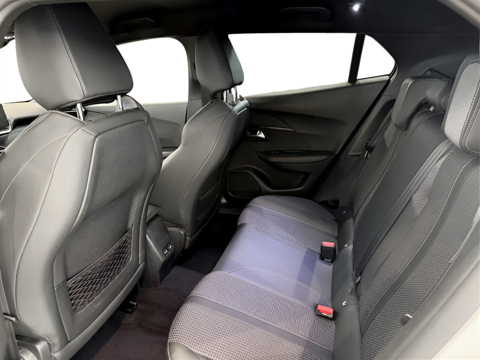 PEUGEOT 2008 1.2 puretech GT s&s 130cv Benzina usato - 12