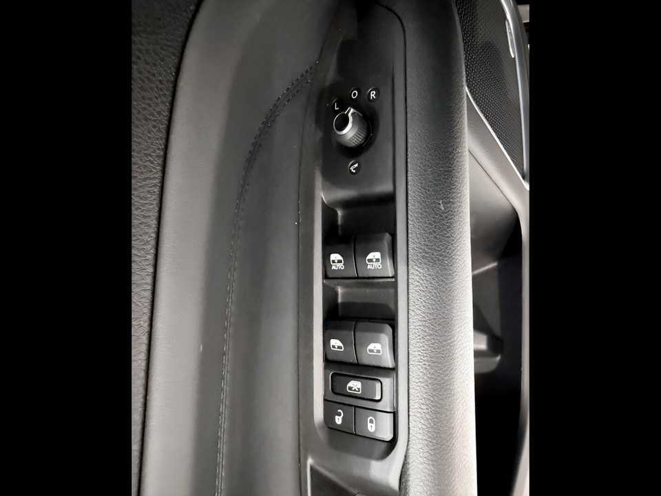 JEEP Compass 1.5 turbo t4 mhev S 2wd 130cv dct Ibrido benzina Usato - 19