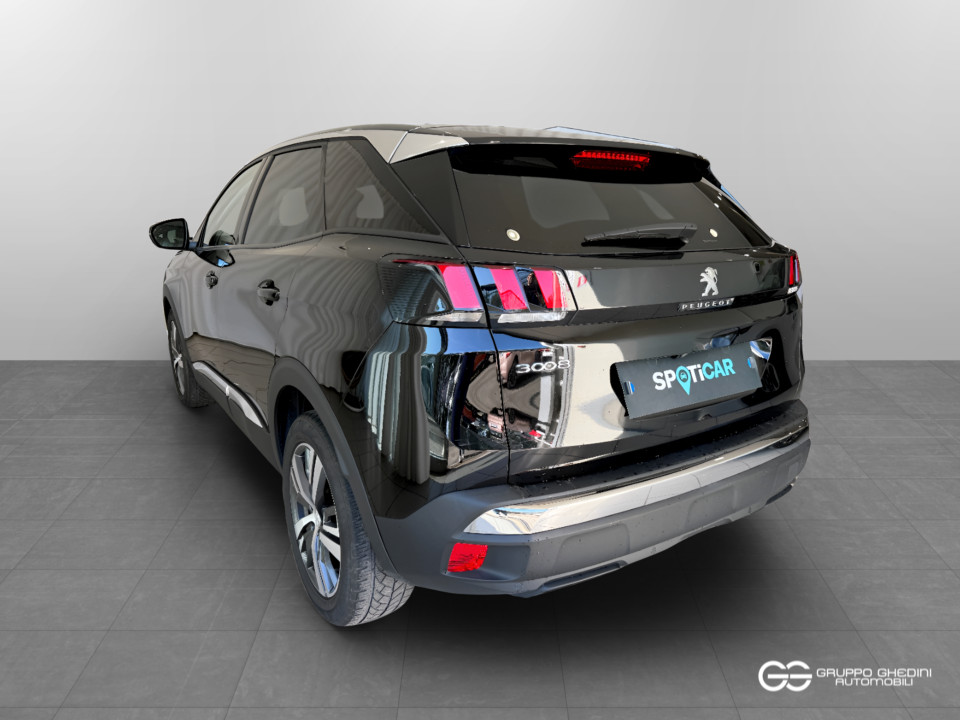 PEUGEOT 3008 1.5 bluehdi Allure Pack s&s 130cv eat8 Diesel usato - 2