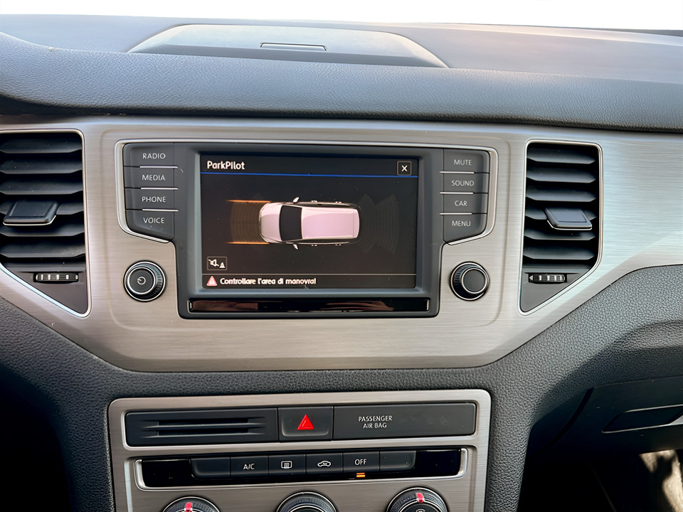 VOLKSWAGEN Golf VII 2013 Sportsvan Golf Sportsvan 1.6 tdi Comfortline 115cv usato - 8