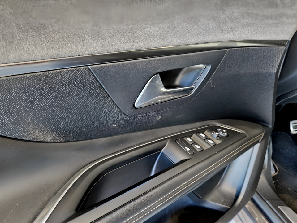 PEUGEOT 3008 1.2 hybrid 48V GT 136cv e-dcs6 Ibrida usato - 14