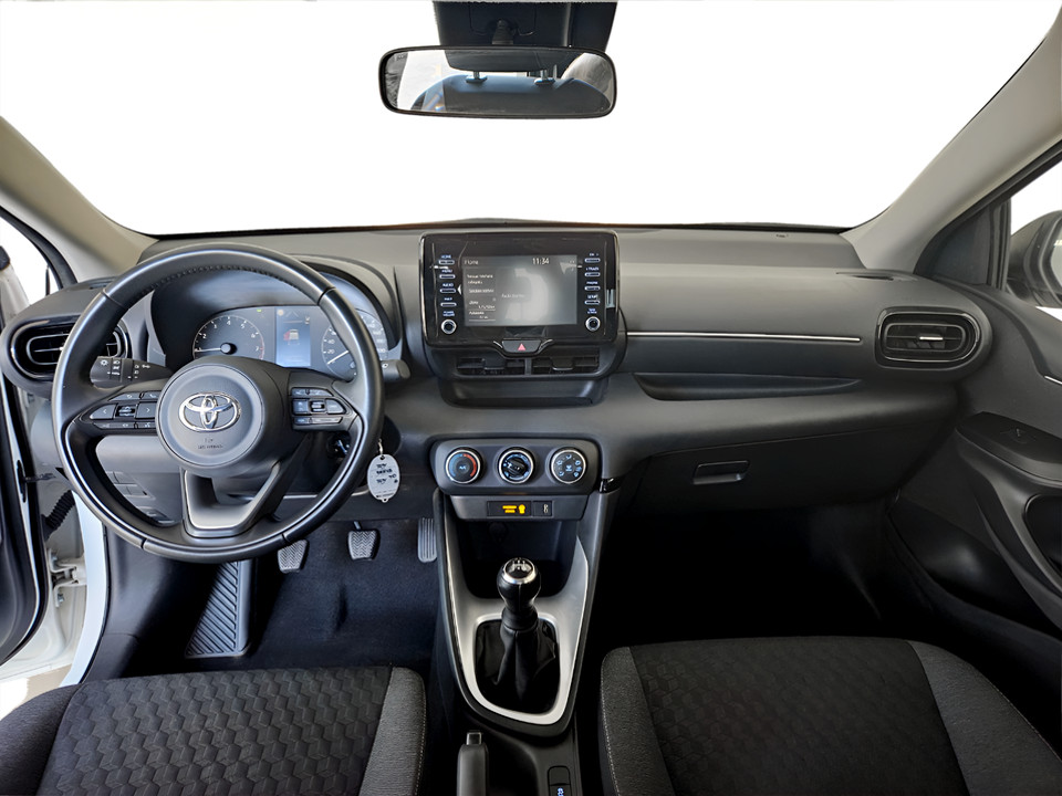 TOYOTA Yaris 1.0 Active Benzina Usato - 4