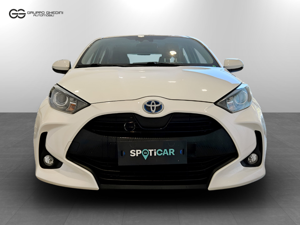 TOYOTA Yaris 1.5h Business Ibrido benzina Usato - 1
