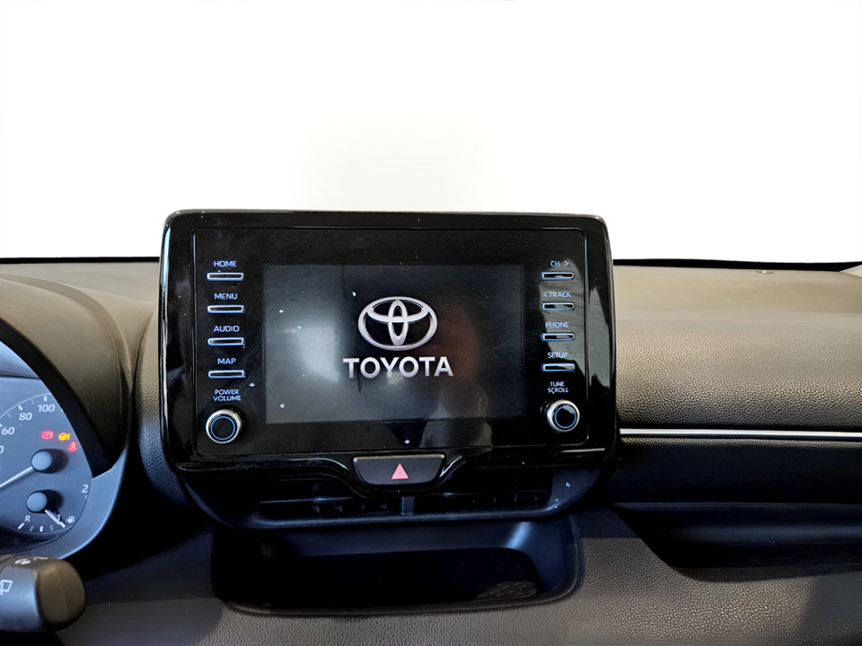 TOYOTA Yaris 1.5h Business Ibrido benzina Usato - 7