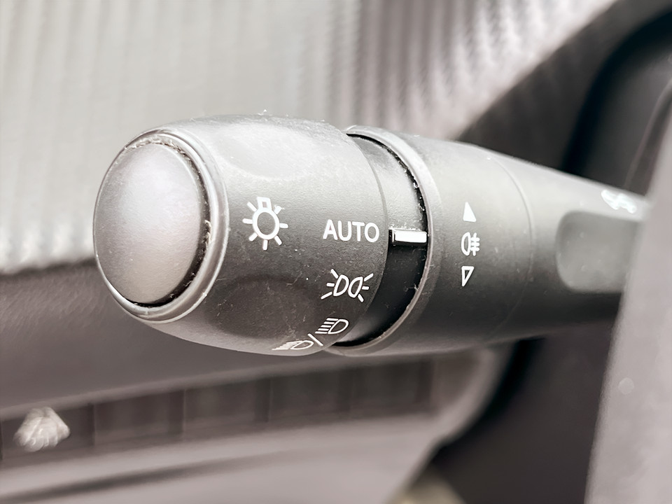 PEUGEOT 2008 1.2 puretech Active s&s 100cv Benzina Usato - 10