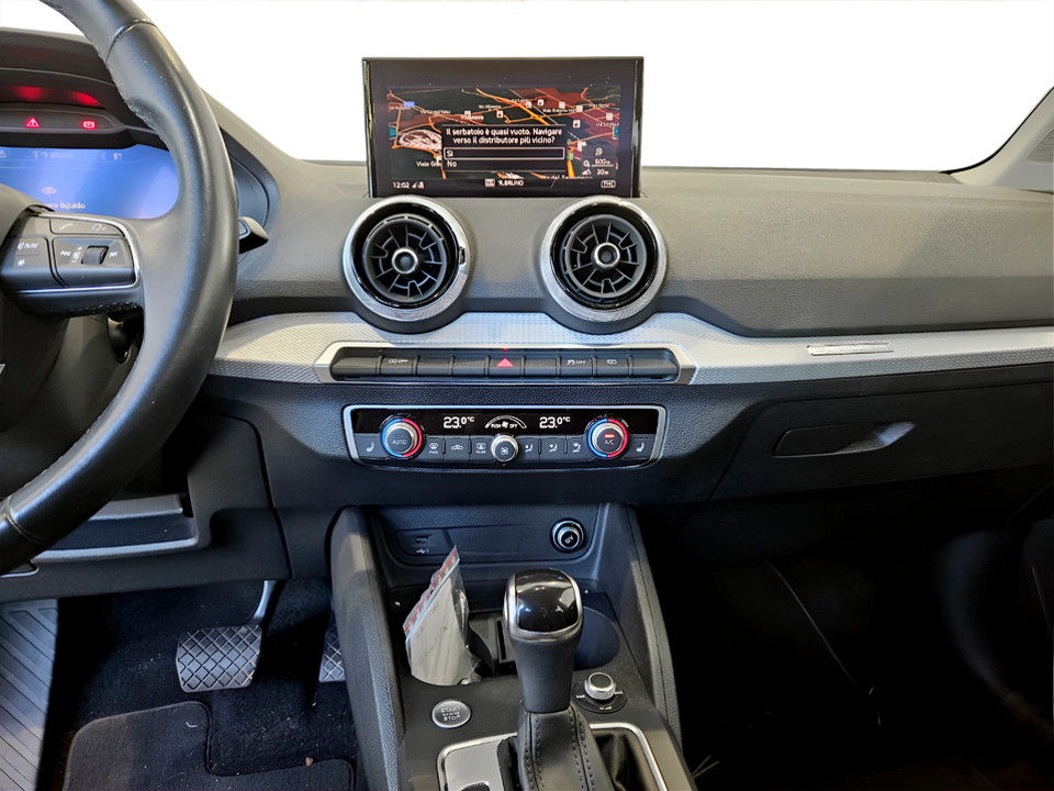 AUDI Q2 35 2.0 tdi Admired Advanced quattro s-tronic Diesel Usato - 9