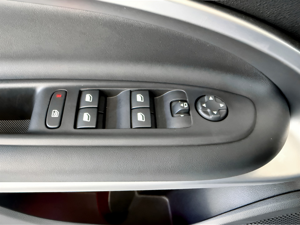 JEEP Avenger 1.2 turbo e-hybrid mhev Summit fwd 110cv edct6 Ibrida usato - 10