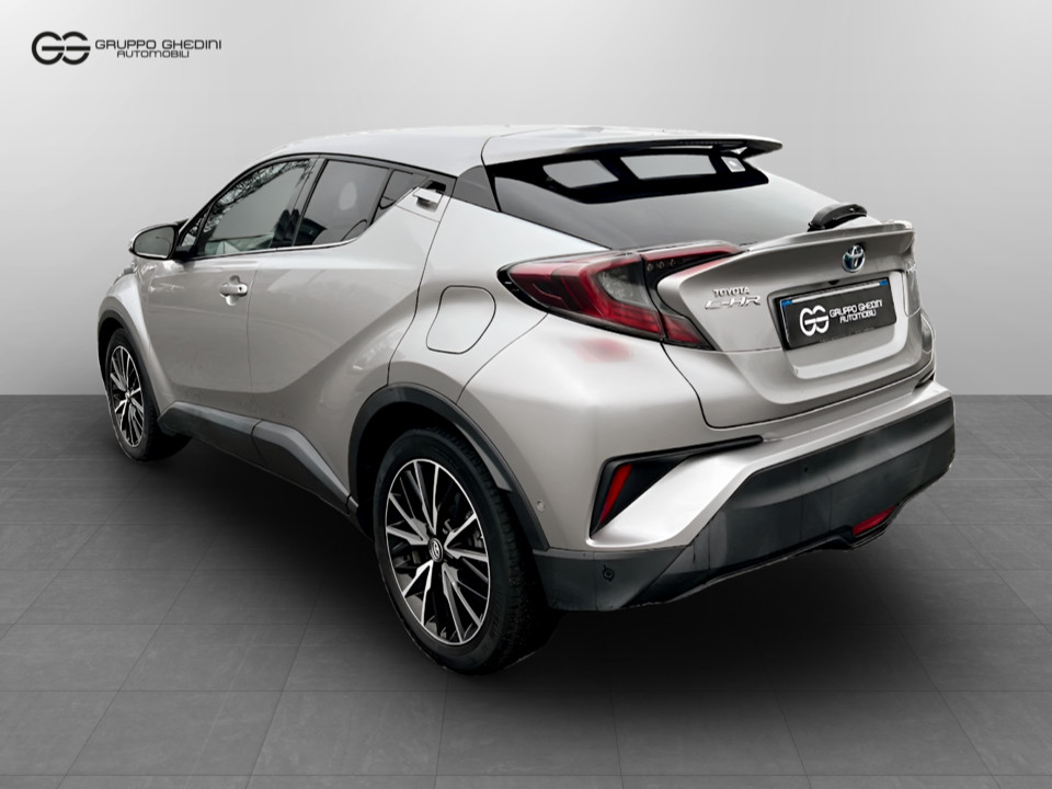 TOYOTA C-HR 1.8h Active 2wd e-cvt Ibrido benzina Usato - 3