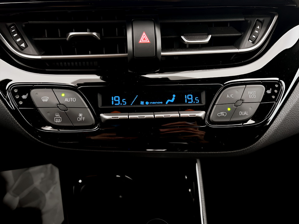 TOYOTA C-HR 1.8h Active 2wd e-cvt Ibrido benzina Usato - 7