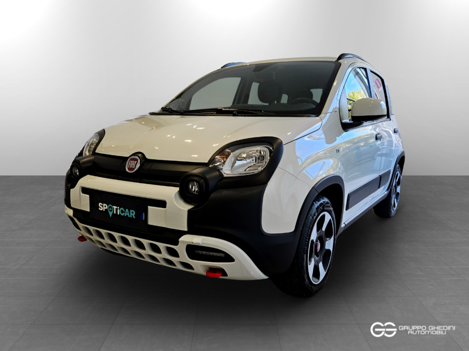 FIAT Panda 1.0 firefly hybrid Cross s&s 70cv 5p.ti Ibrida usato - 0