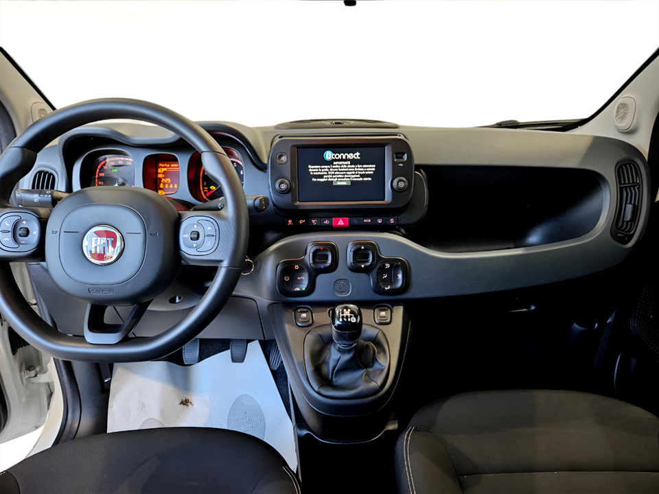 FIAT Panda 1.0 firefly hybrid Cross s&s 70cv 5p.ti Ibrida usato - 4