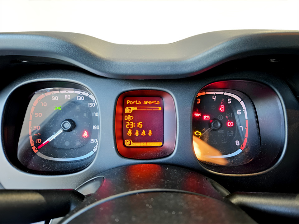 FIAT Panda 1.0 firefly hybrid Cross s&s 70cv 5p.ti Ibrida usato - 7