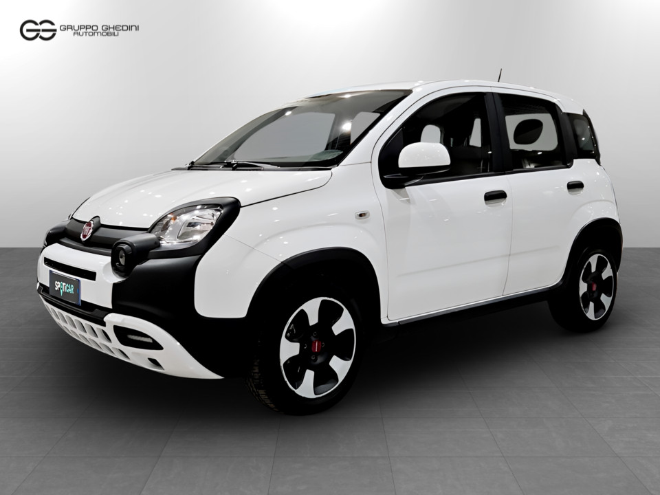 FIAT Panda 1.0 firefly hybrid City Cross s&s 70cv Ibrido benzina Usato - 0