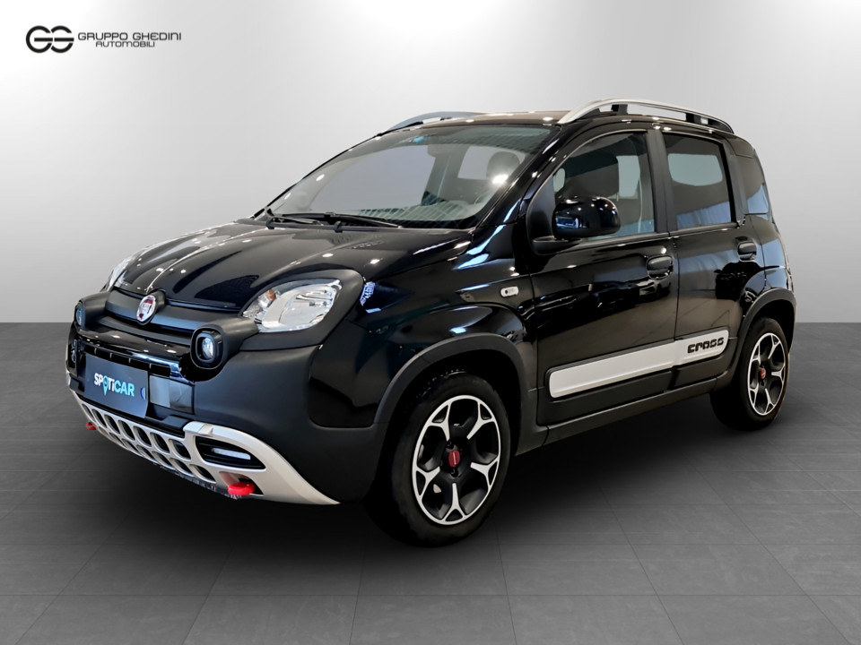 FIAT Panda 1.0 firefly hybrid Cross s&s 70cv Ibrido benzina Usato