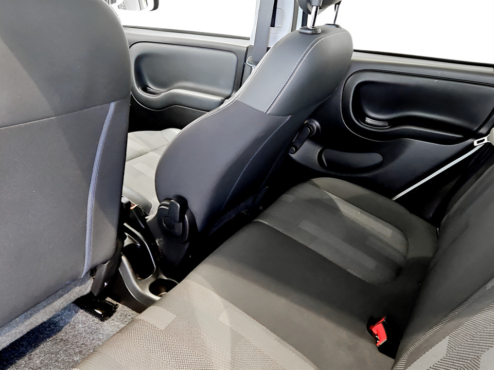 FIAT Panda 1.2 City Cross s&s 69cv Benzina Usato - 10