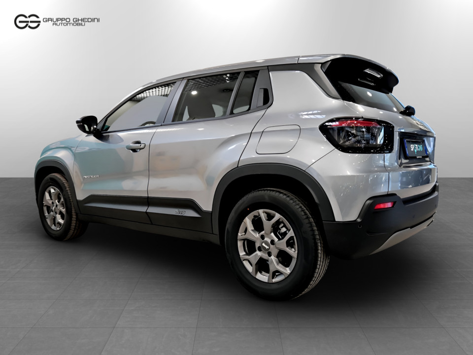 JEEP Avenger 1.2 turbo Longitude fwd 100cv Benzina Usato - 2