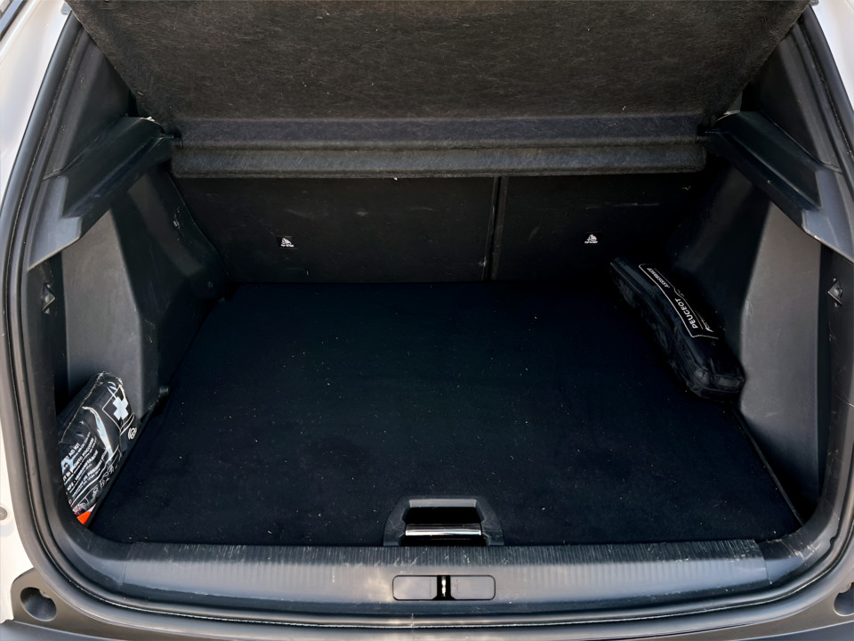 PEUGEOT 2008 1.5 bluehdi Allure Pack s&s 130cv eat8 Diesel usato - 14