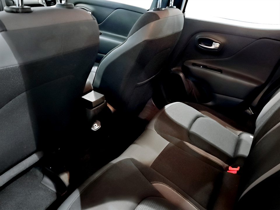 JEEP Renegade 2019 Renegade 1.0 t3 Limited 2wd usato - 10