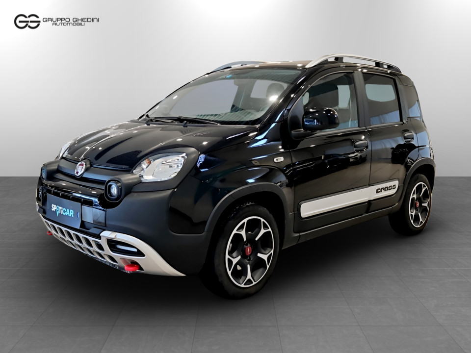 FIAT Panda 1.0 firefly hybrid Cross s&s 70cv Ibrido benzina Usato - 0