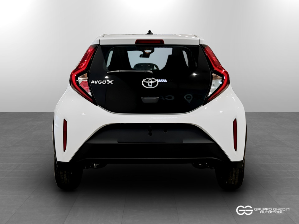 TOYOTA Aygo X 1.0 Active 72cv s-cvt Benzina Usato - 4