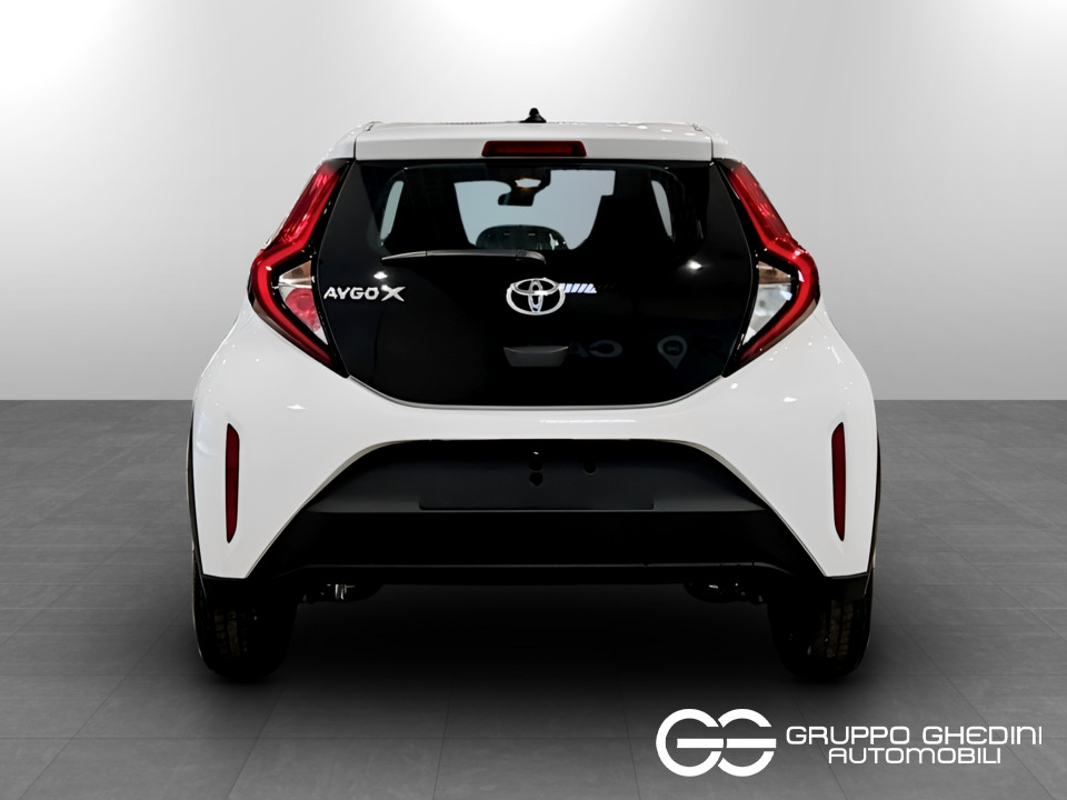 TOYOTA Aygo X 1.0 Active 72cv s-cvt Benzina usato - 4