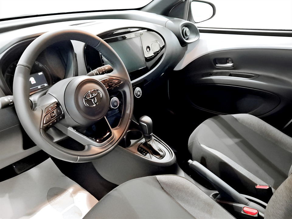 TOYOTA Aygo X 1.0 Active 72cv s-cvt Benzina Usato - 5
