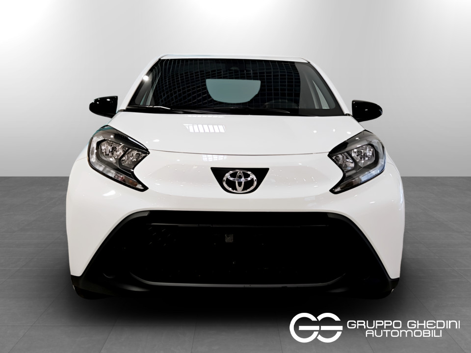 TOYOTA Aygo X 1.0 Active 72cv s-cvt Benzina usato - 3