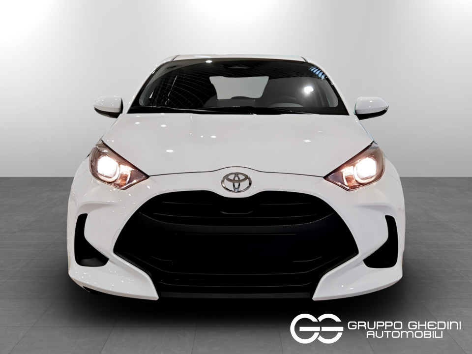 TOYOTA Yaris 1.5h Active Ibrida usato - 3