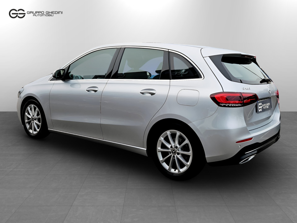 MERCEDES B 180 Premium auto Benzina Usato - 2