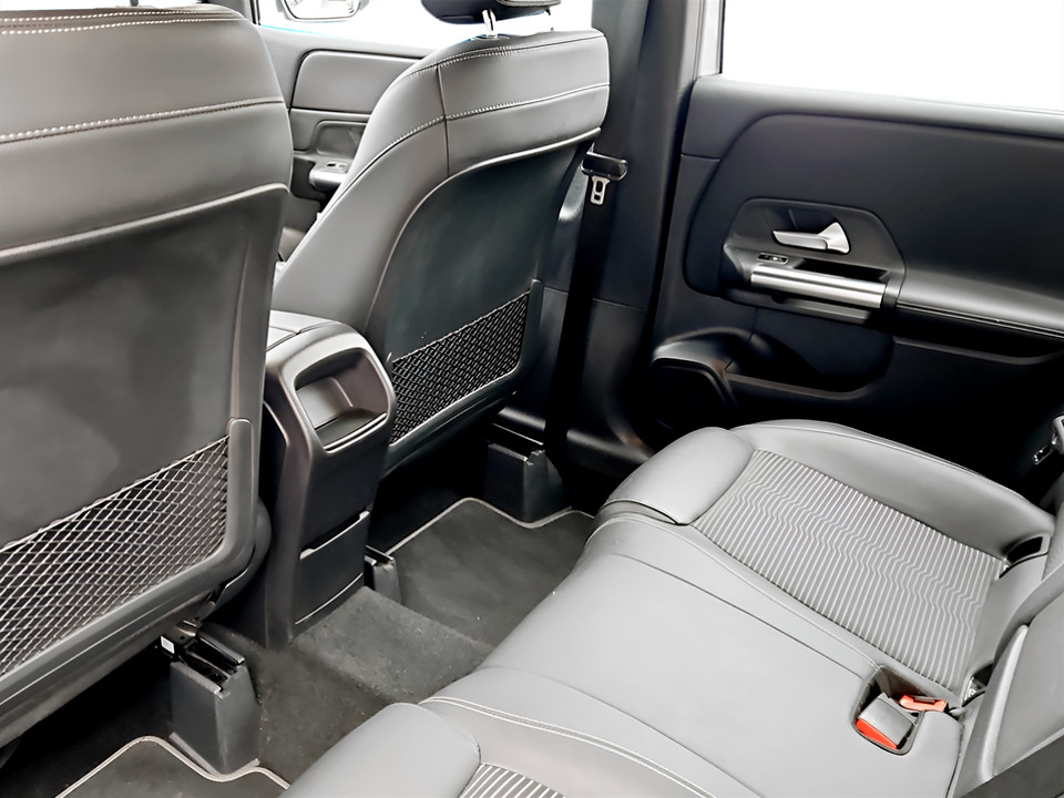 MERCEDES B 180 Premium auto Benzina Usato - 11