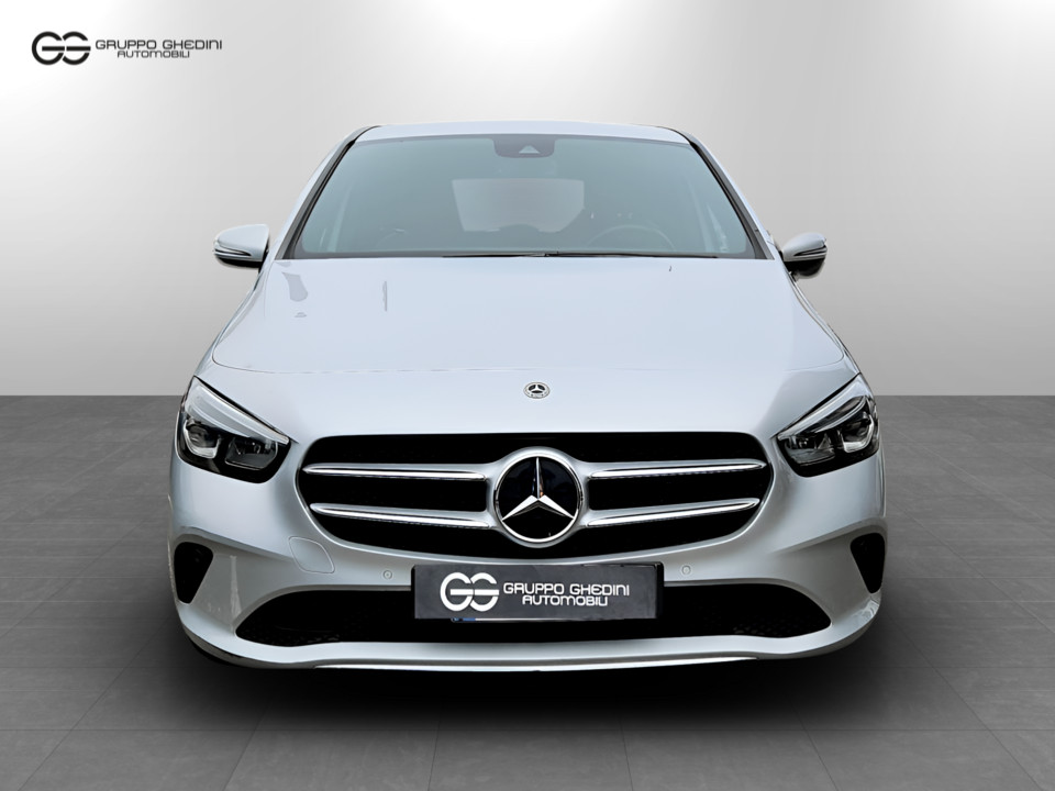MERCEDES B 180 Premium auto Benzina Usato - 3