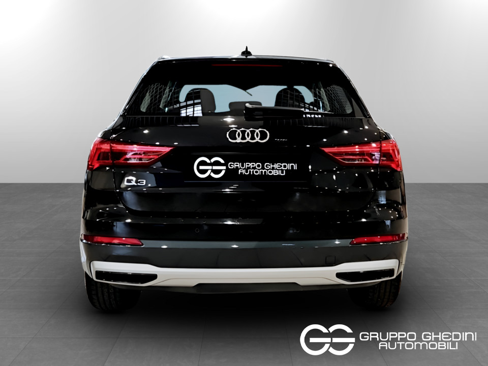 AUDI Q3 II 2018 Q3 35 2.0 tdi Business Advanced s-tronic usato - 4