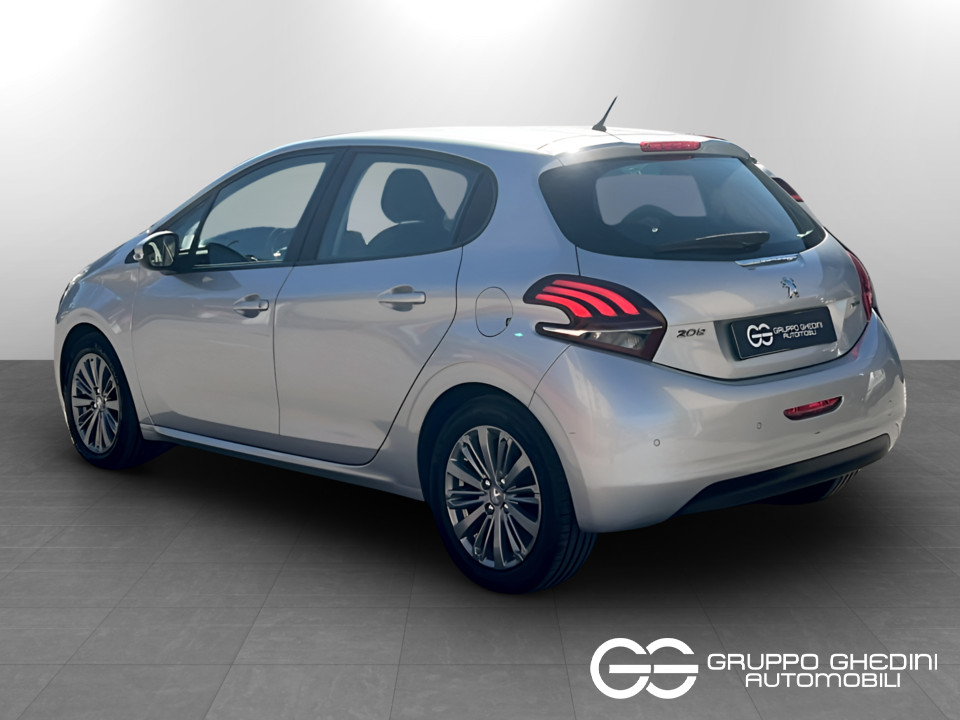 PEUGEOT 208 5p 1.6 bluehdi Active 75cv Diesel usato - 2