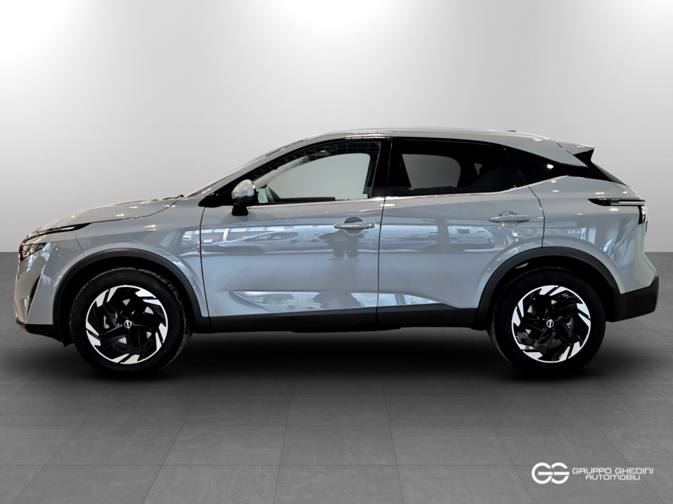 NISSAN Qashqai 1.3 mhev N-Connecta 2wd 158cv xtronic Ibrida usato - 1