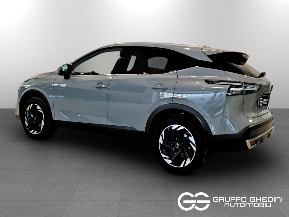 NISSAN Qashqai 1.3 mhev N-Connecta 2wd 158cv xtronic Ibrida usato - 2