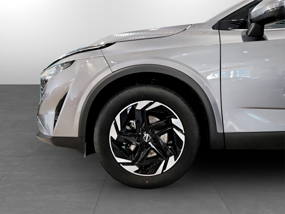 NISSAN Qashqai 1.3 mhev N-Connecta 2wd 140cv Ibrida usato - 13