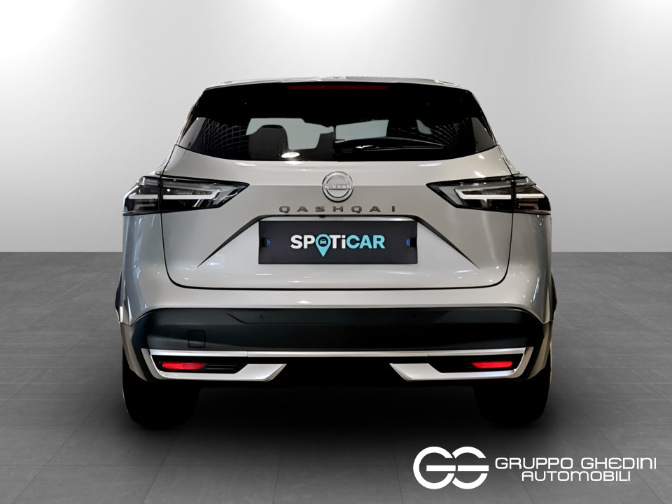 NISSAN Qashqai 1.3 mhev N-Connecta 2wd 140cv Ibrida usato - 4